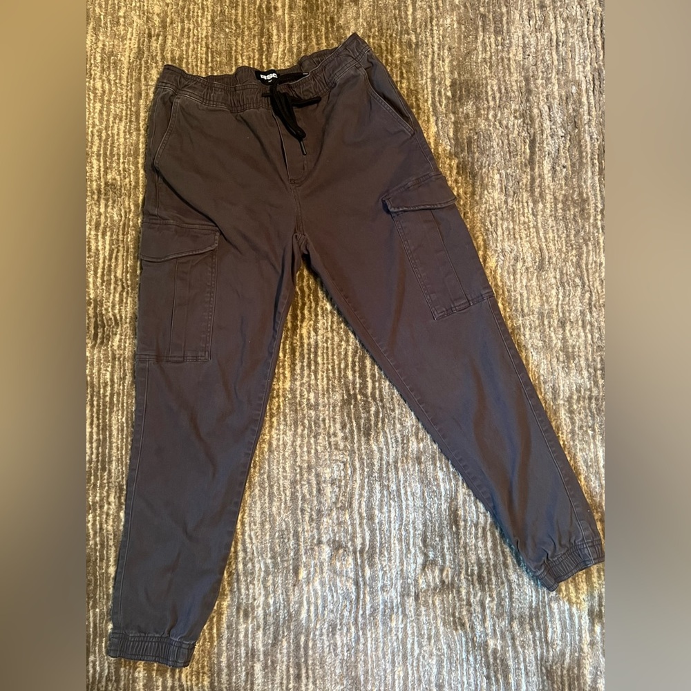 Tillys' Boys’s RSQ jogger pants size Medium dark grey